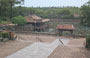 TOMBA DI TU DUC. Dalla Porta Khiem Cung vista sul molo Du Khiem, sul lago Luu Khiem, sul Padiglione Xung Khiem immersi nel verde paesaggio