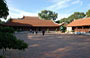HANOI. Van Mieu - Santuario Khai Tanh oltrepassata la porta posteriore