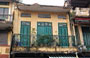 HANOI. I variopinti balconi che si affacciano sulle strade del Quartiere Vecchio 