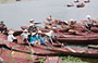 DINTORNI DI HANOI. Pagoda dei Profumi: il duro lavoro delle barcaiole